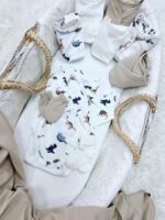 First Baby Wardrobe 30-in-1 «Dinosaurs»