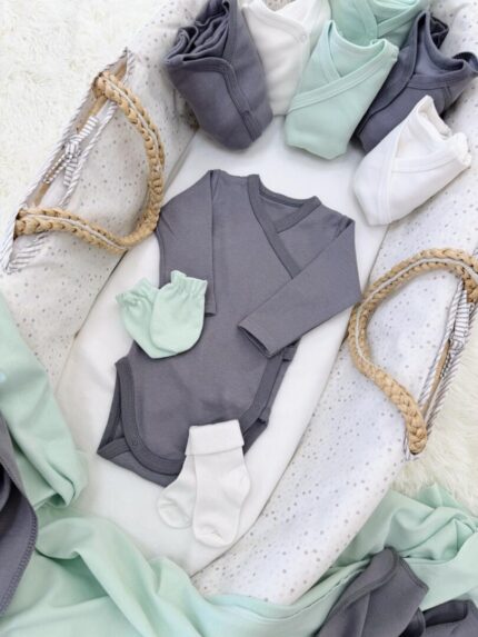 "Mint" 30 items set