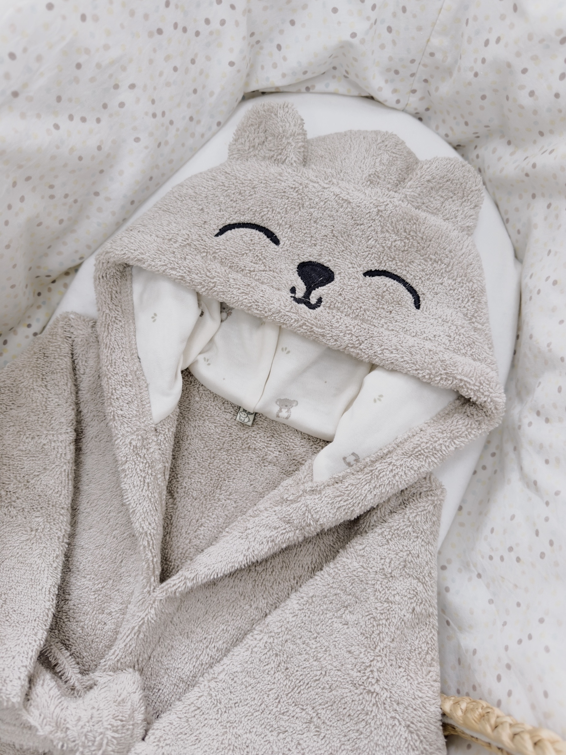 67347EBB-2E81-4D6A-988A-9BAE95C28823