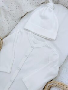 First Baby Wardrobe 30-in-1 «Speckles» - Image 10