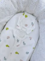 Cocoon swaddle with zipper - Image 7