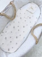 Cocoon swaddle with zipper - Image 6