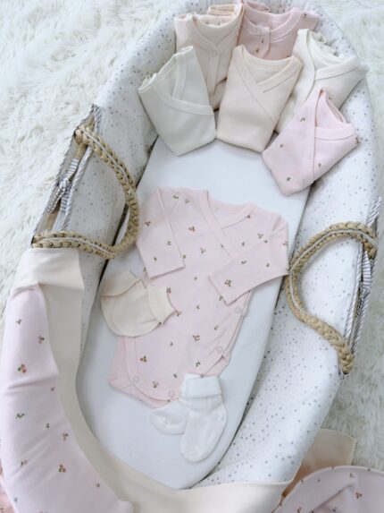 "Pink flowers" 30 items set