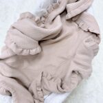 Muslin blanket with bow