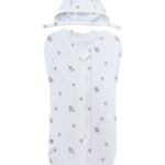 Cocoon swaddle with zipper