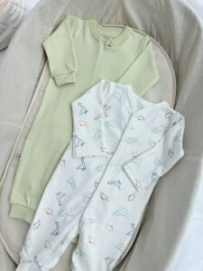 First Baby Wardrobe 30-in-1 "Green dinosaurs" - Image 7