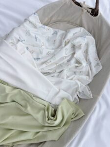 First Baby Wardrobe 30-in-1 "Green dinosaurs" - Image 6